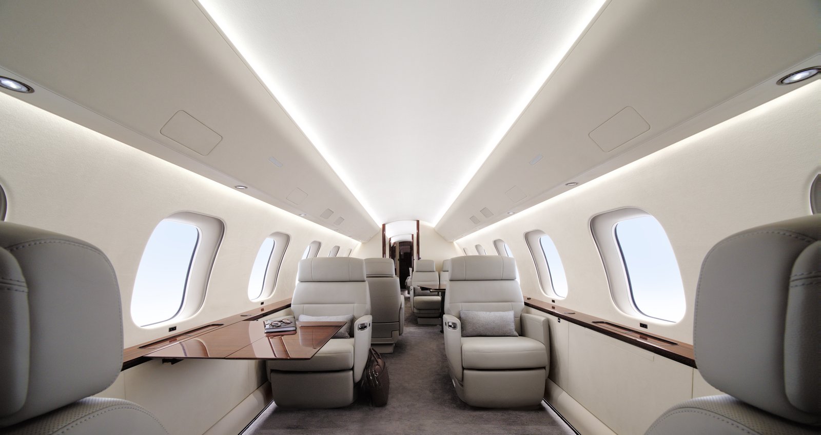 Global 7500 and Global 8000 Club Suite Facing Aft